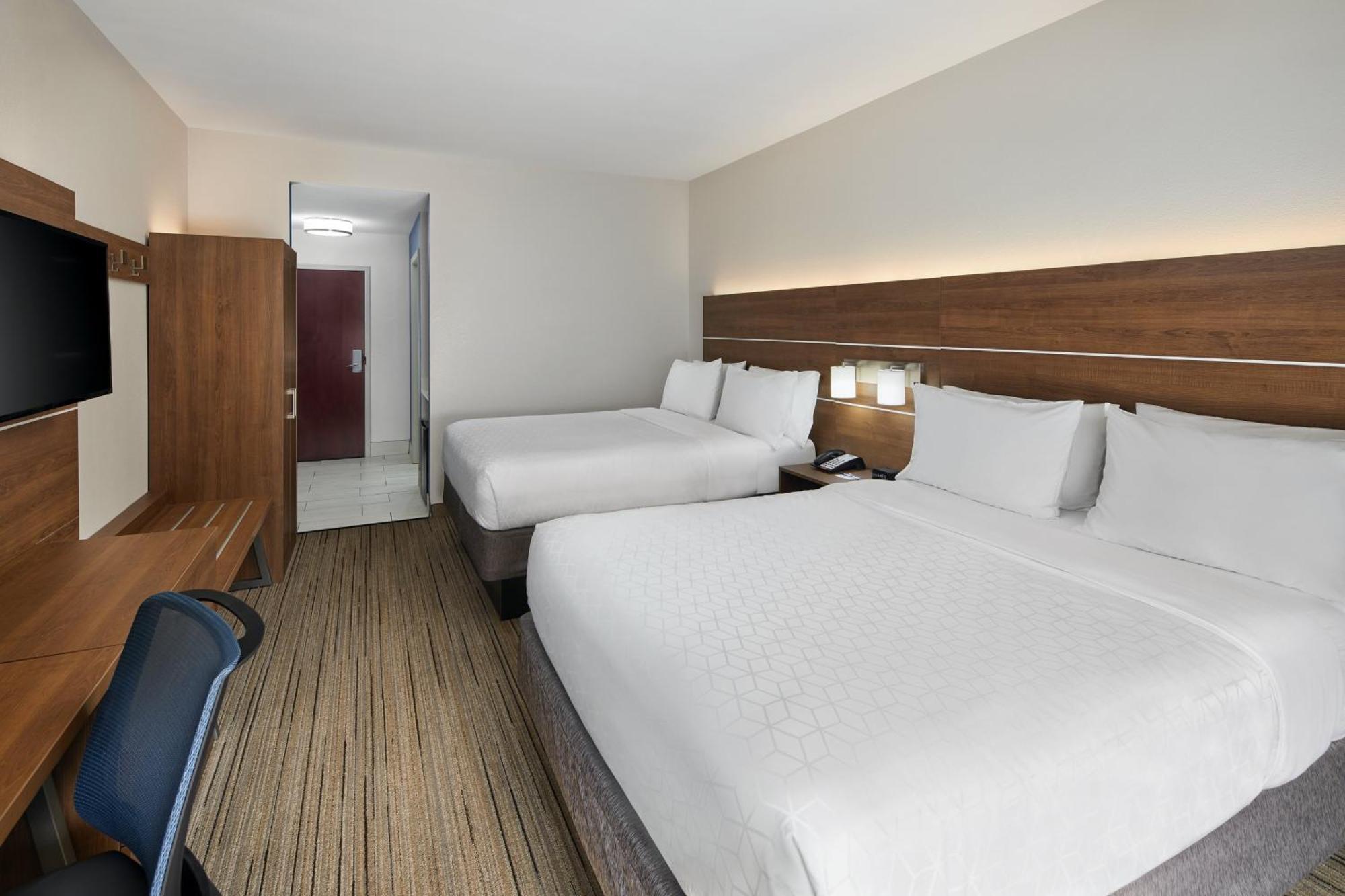 Holiday Inn Express Hotel & Suites Pensacola-West Navy Base By Ihg Beach Haven Exterior photo
