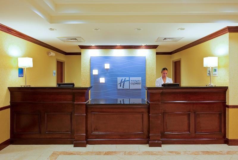 Holiday Inn Express Hotel & Suites Pensacola-West Navy Base By Ihg Beach Haven Exterior photo