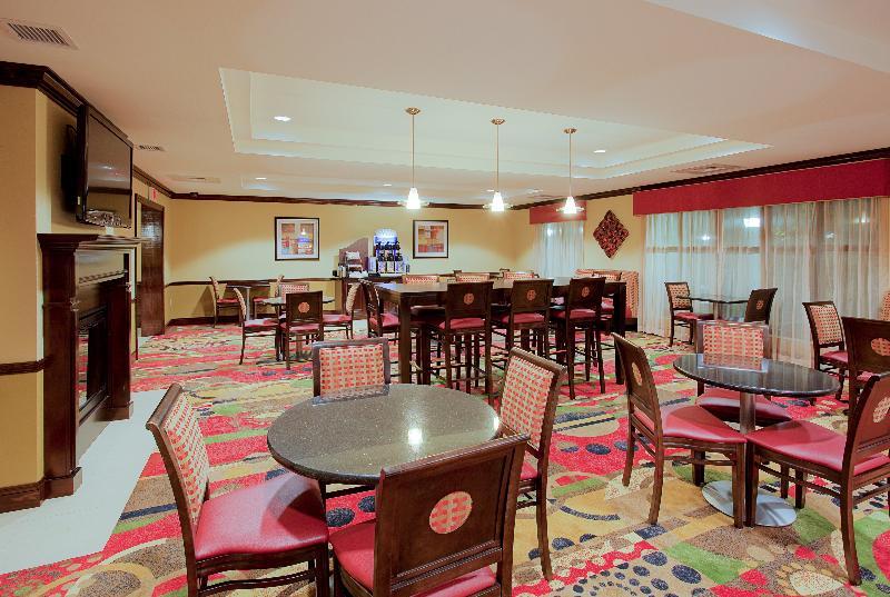 Holiday Inn Express Hotel & Suites Pensacola-West Navy Base By Ihg Beach Haven Exterior photo
